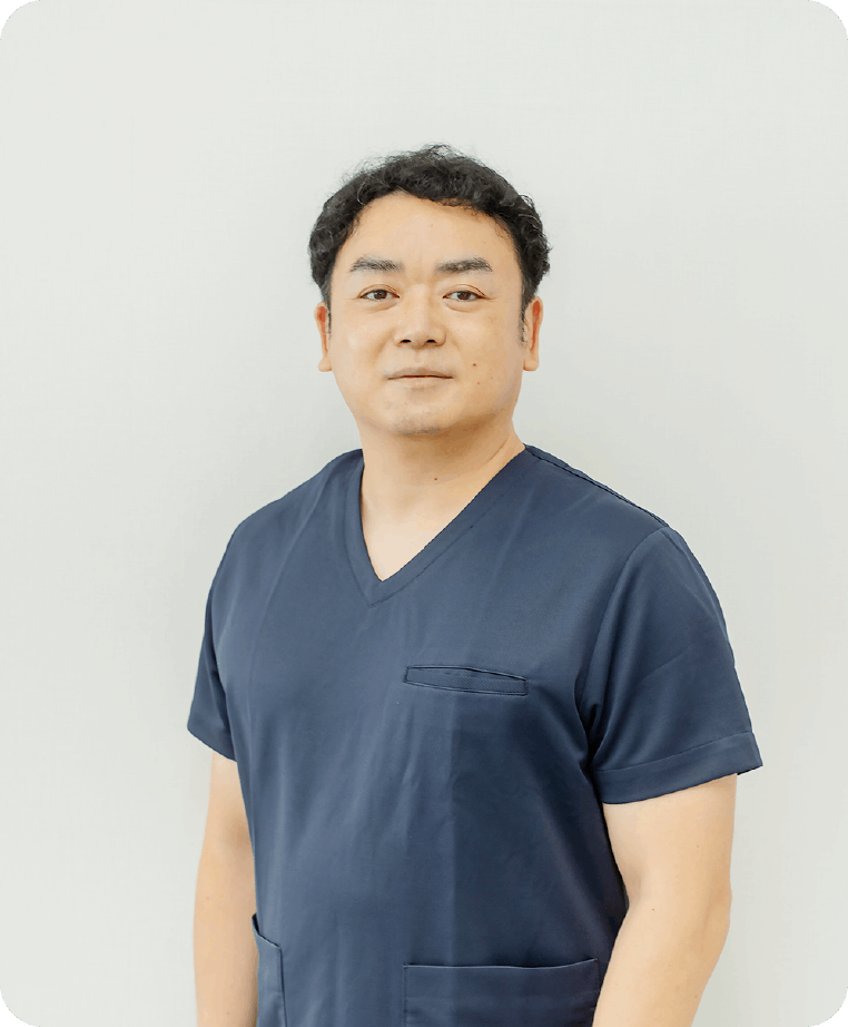院長 尾﨑 彰造